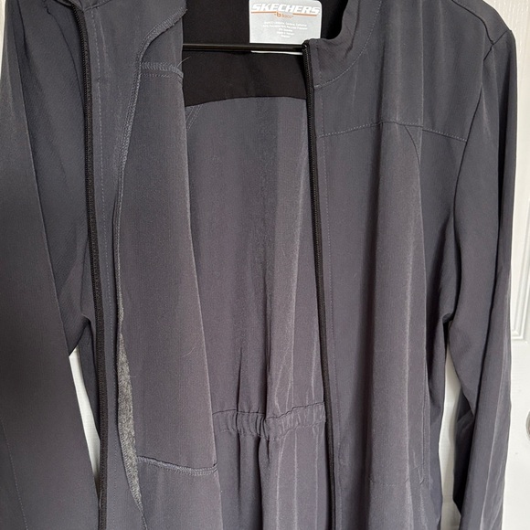 Scrub Jacket - Skechers Dark Gray - Picture 7 of 9